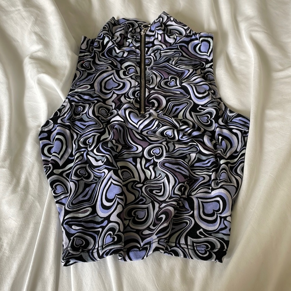 90s vintage heart zip up tank top